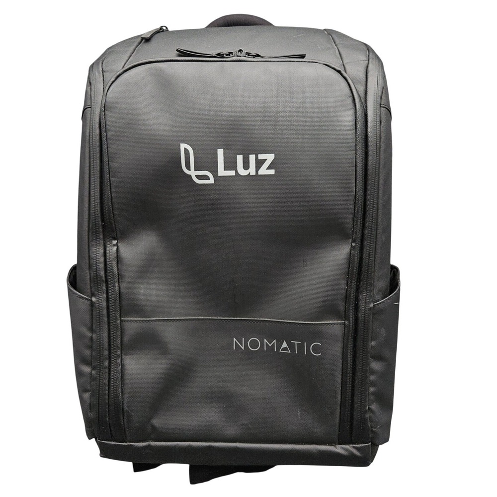 Nomatic 20L Black Backpack Travel Laptop Bag RFID Safe Tech Commuter Expandable